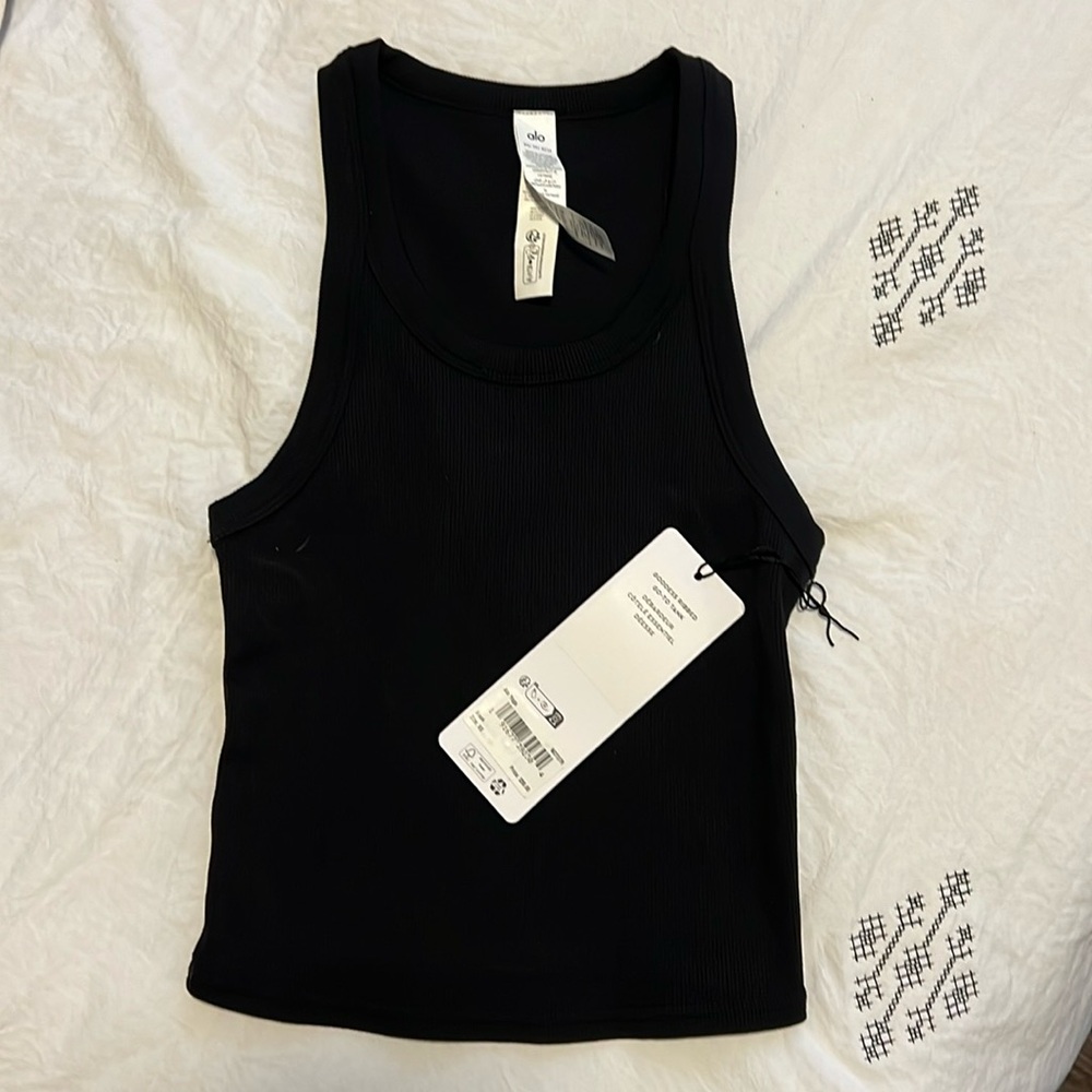 XS ALO brand new goddess ribbed go-to tank